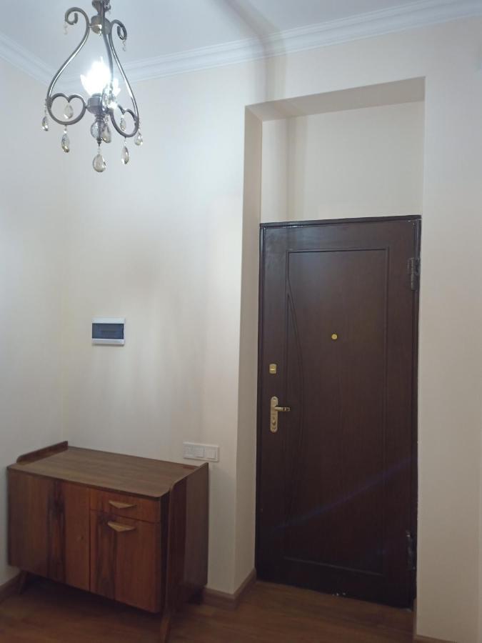 Spacious One Bedroom Apartment In The City Centre Erywań Zewnętrze zdjęcie